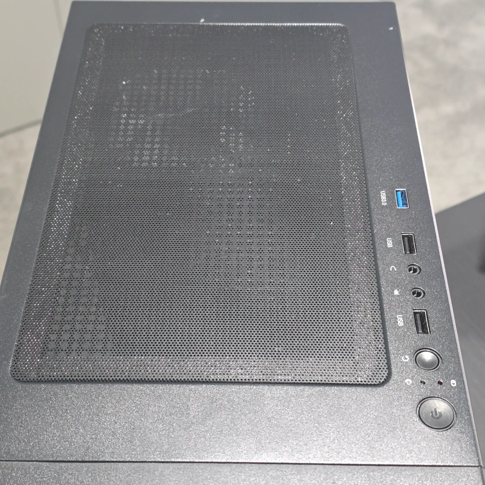 CyberPowerPC Blaze VV2401 AMD Ryzen 5 5600G 500GB M.2 NVMe SSD 8GB DDR4 Grade A — photo 5