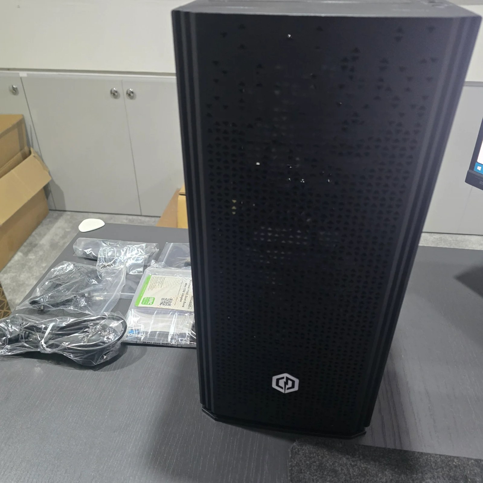 CyberPowerPC Blaze VV2401 AMD Ryzen 5 5600G 500GB M.2 NVMe SSD 8GB DDR4 Grade A — photo 18